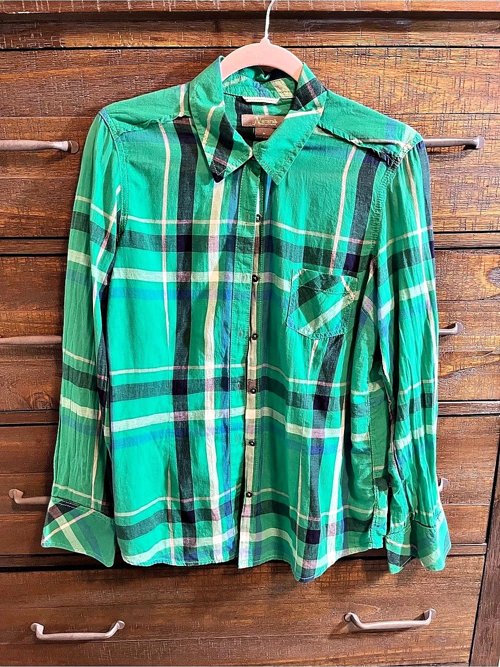 Natural Reflections Plaid Cotton Button Down in Green & Black Size Medium